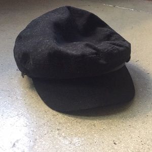 Black cabbie hat